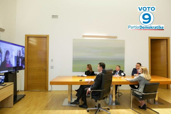 Konservatorët britanikë-Bashës: Ju urojmë fitoren dhe ju mirëpresim si kryeministër në Londër