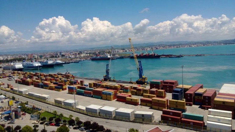 Detaje të reja/ Rreth 200 kg kokainë në portin e Durrësit, ja ku ishin fshehur