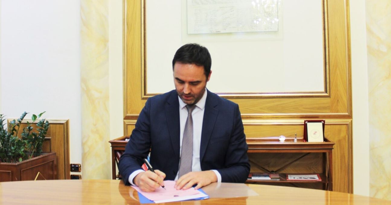 Konjufca: Kurti dhe Osmani garantuan se ligjin për zgjedhjet do të negociohet me opozitën