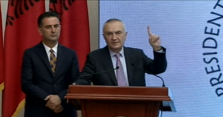 Presidenti Meta publikon videon, si blihen votat në Shqipëri