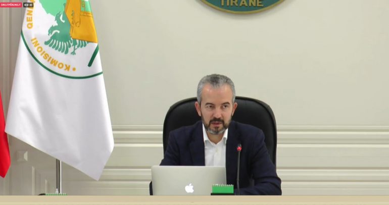 Celibashi mbi procesin: Situata e votimit është e qetë, udhëheqësit politikë të demonstrojnë qetësi dhe maturi