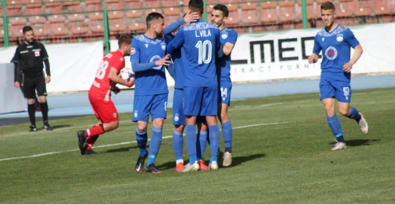 Formacioni i mundshëm i durrsakëve ndaj Tiranës