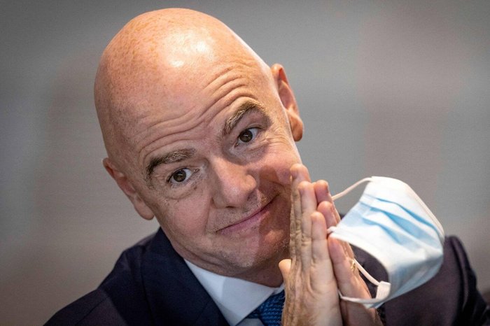 Kërcënimi i Infantinos: Brenda ose jashtë, merrni parasysh pasojat!