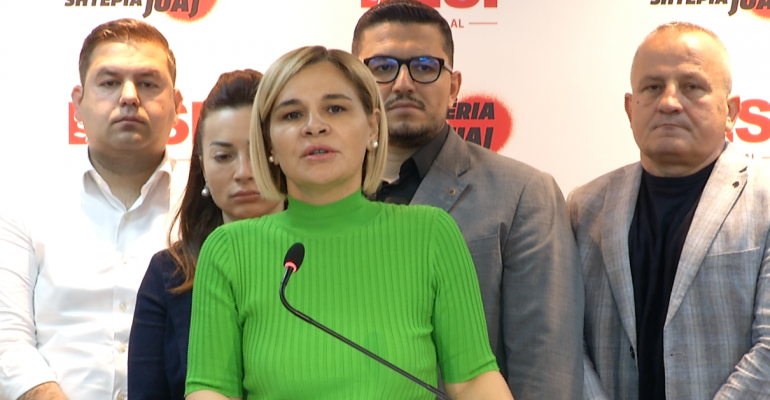 Kryemadhi: I kërkoj falje Presidentit Meta, ndoqëm strategji të gabuar