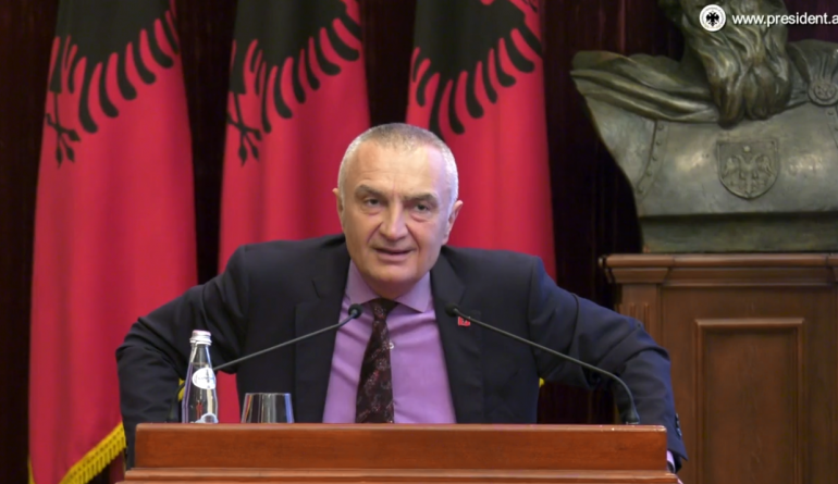 Meta paralajmëron konferencë të jashtëzakonshme: Ftoj edhe kryeministrin ende në detyrë të më ndjekë, nëse s’ka takime me bandat