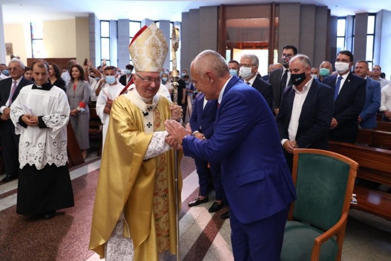 Ilir Meta i drejtohet të rinjve me mesazhin e George Frendos: Jeni e ardhmja e Shqipërisë