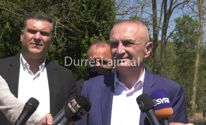 Zgjedhjet/ Meta nga Shijaku: I vetmi “problem” janë radhët e gjata për votim (VIDEO)