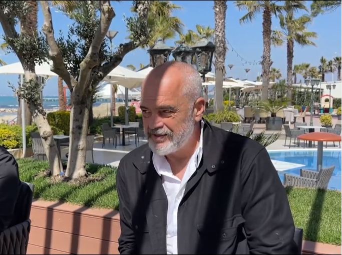 Vaksinimi i punonjësve të hoteleve, Rama: Do jetë e kryer deri në qershor