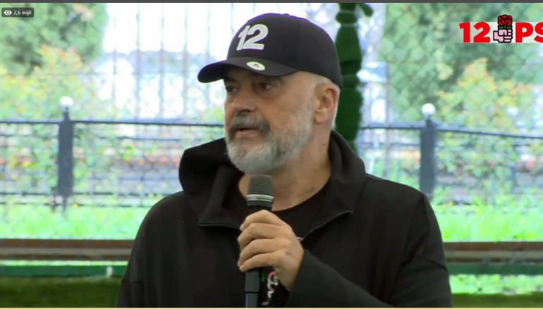 Rama ndërpret fjalën gjatë thirrjes së ezanit: Lufta me virusin në një tjetër nivel në fund të Ramazanit