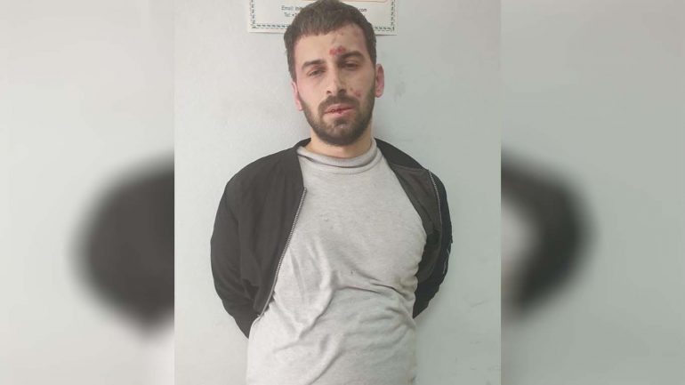 Autori i sulmit në xhami ishte në kërkim për një plagosje një muaj më parë