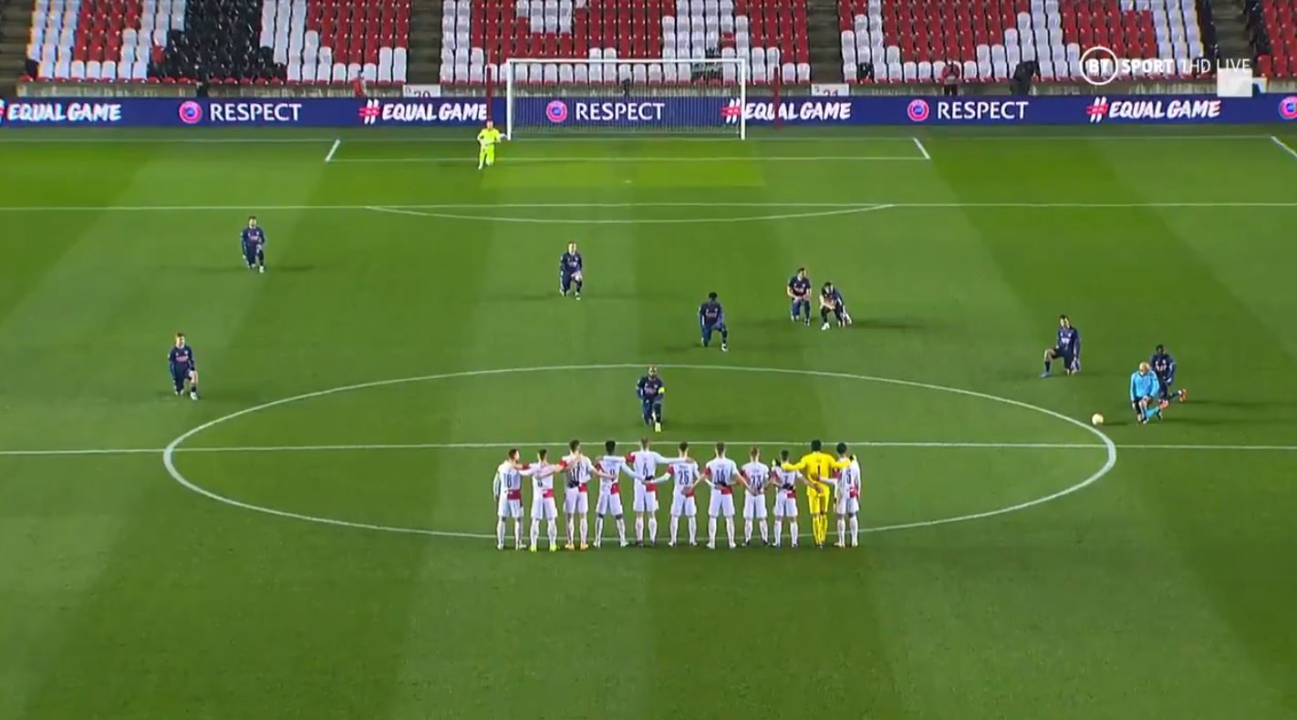 Slavia Praga nuk pranoi të ulen në gjunjë, sulmuesi i Arsenalit i qëndron përpara syve