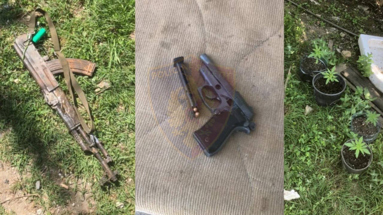 Drogë, armë e municion luftarak në banesë, në pranga babë e bir dhe një 17-vjeçar