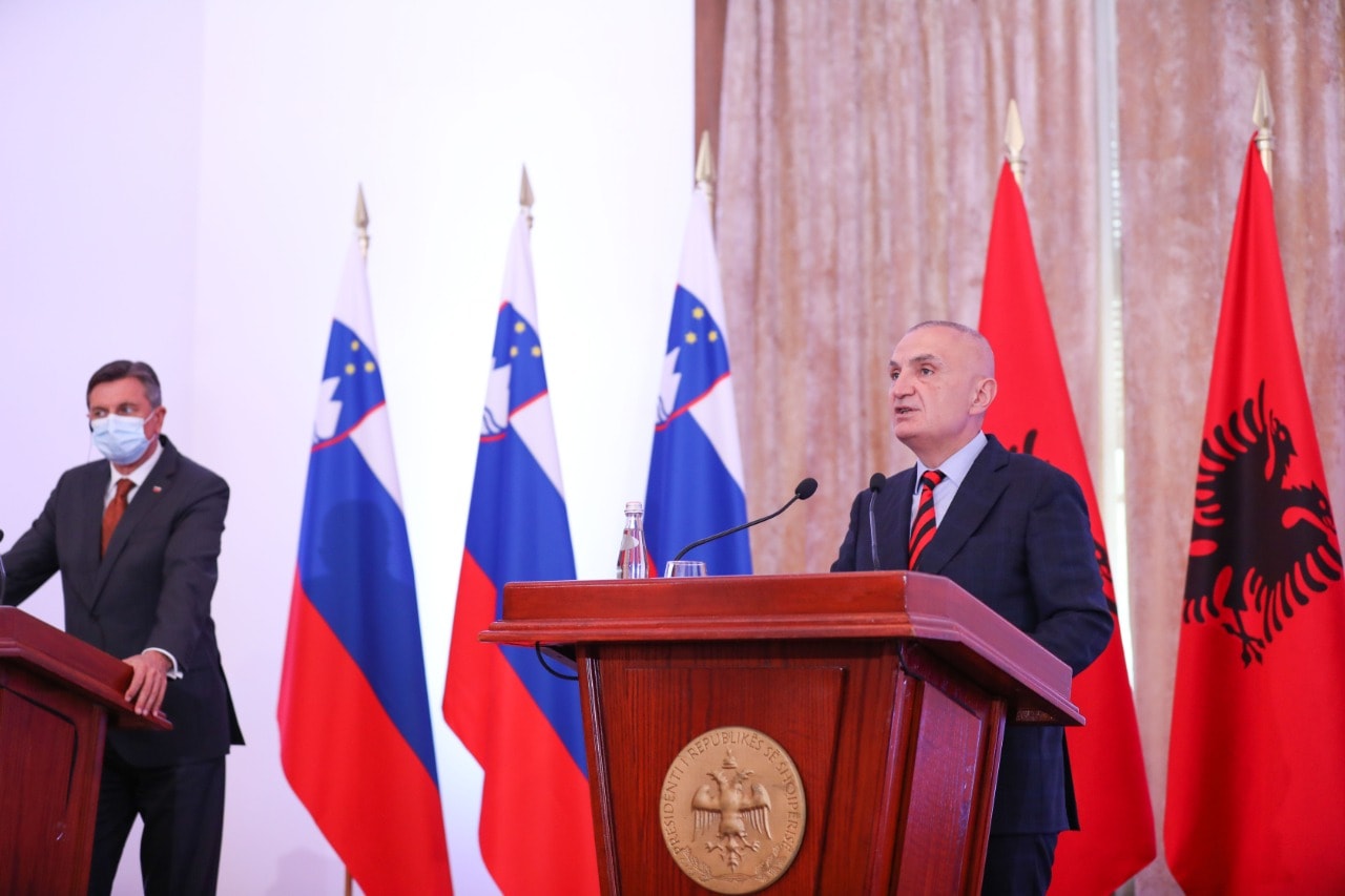 Meta: Qytetarët e Kosovës meritojnë sa më parë liberalizimin e vizave me BE