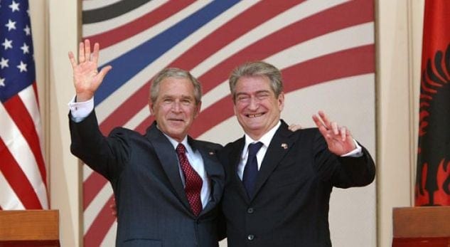 Berisha “NON-GRATA” në SHBA, Kasmi: Kjo nuk e demton imazhin e tij, por e lartëson sepse nuk lejoi hapjen e “Kutisë së Pandorës” në Ballkan