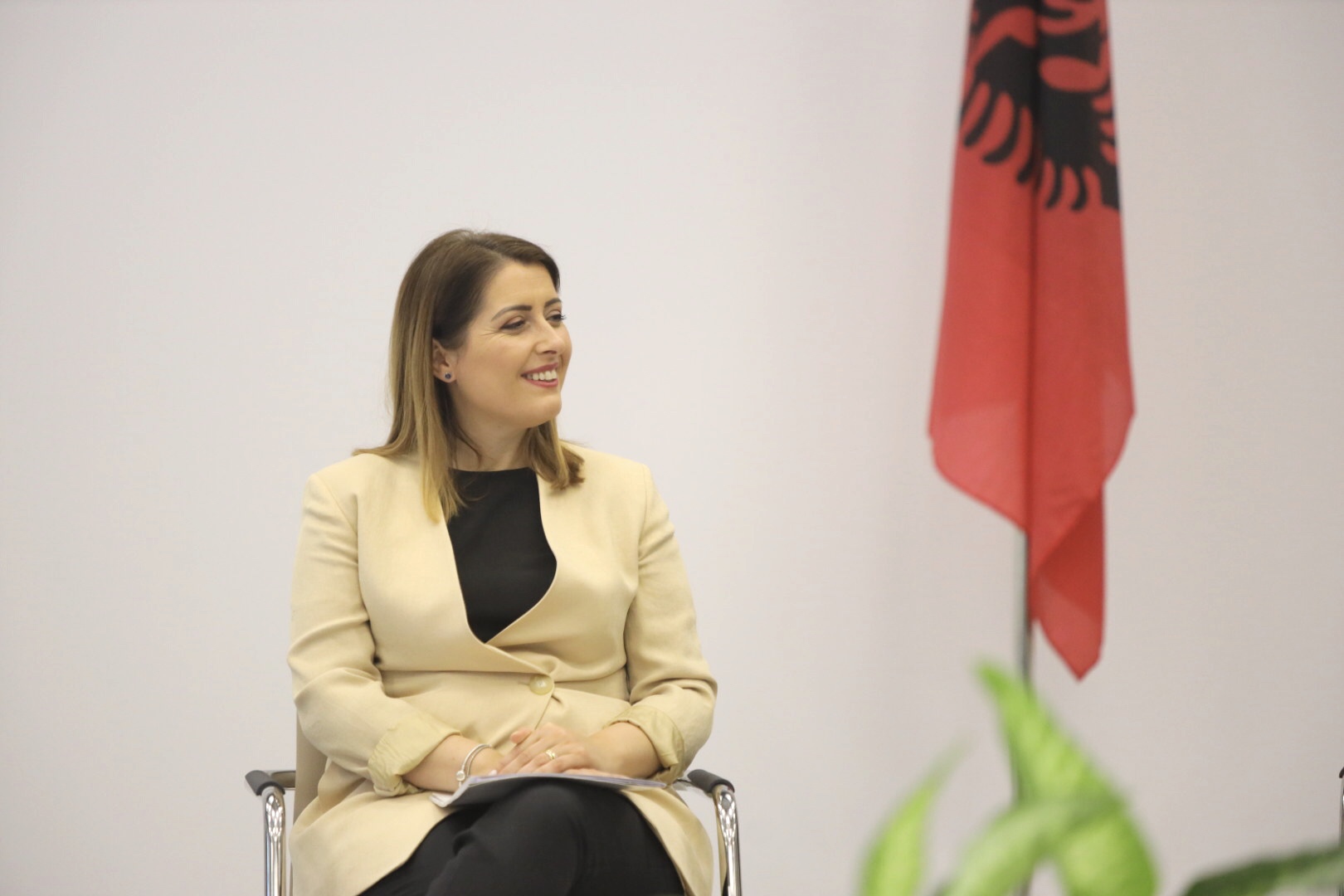 Punësohen 39 mjekë specialistë në spitalet rajonale, Manastirliu: Fuqizojmë shërbimet e specializuara afër vendbanimit