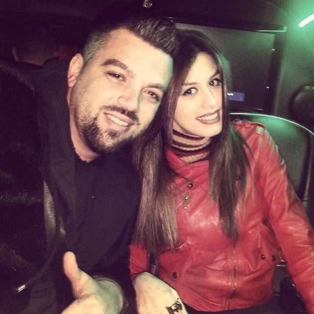 Janë bashkë apo të ndarë? Stine flet për martesën me këngëtaren