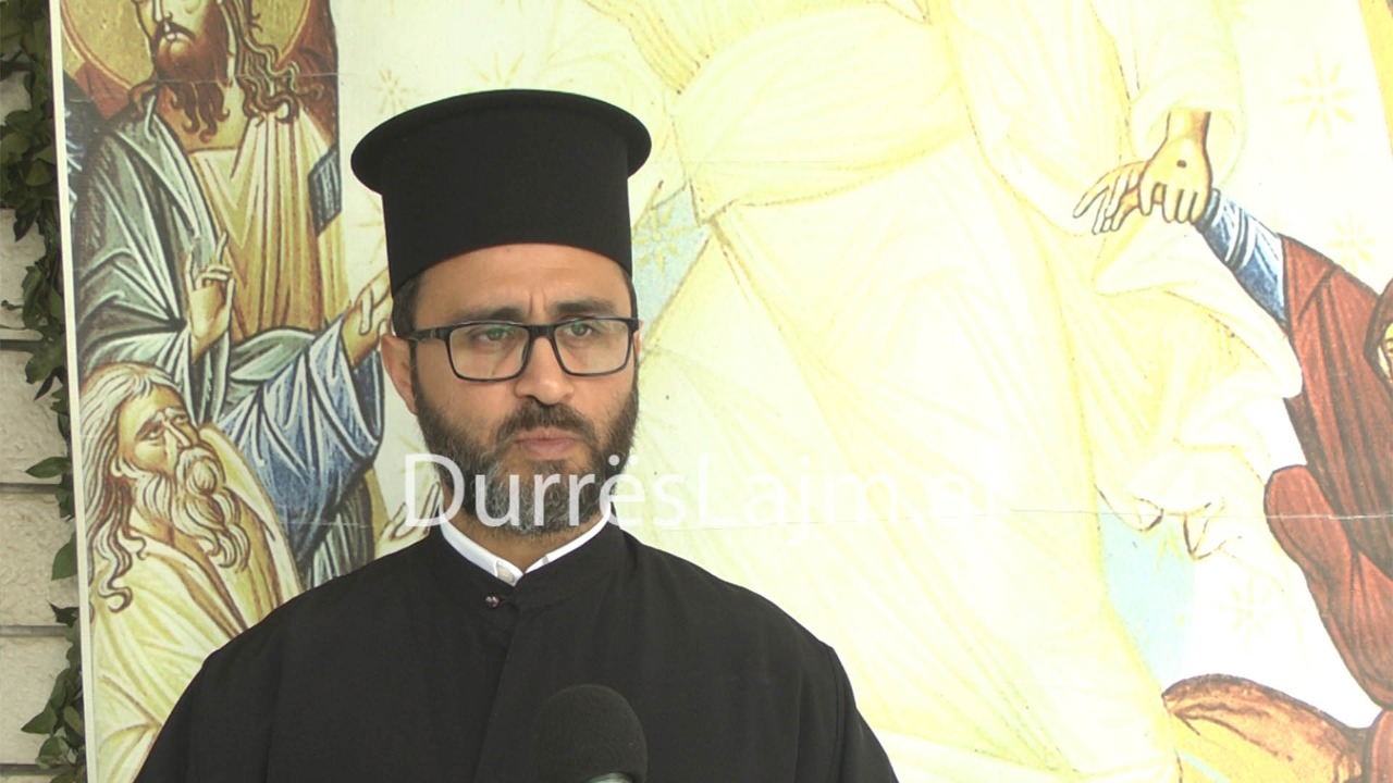 Mesha e Pashkës në Durrës do të zhvillohet mëngjesin e së dielës, At Kostoli: Të gjejmë energjinë për të kaluar momentet e vështira (VIDEO)