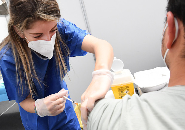 Itali, 121 viktima nga COVID-19 në 24 orët e fundit