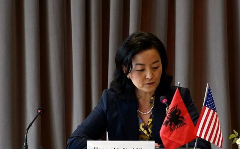 Takim jashtë vëmendjes së kamerave, Yuri Kim zbarkon në zyrat e SPAK