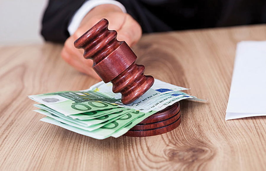 Në Shqipëri shfaqet forma më e rëndë e kapjes së shtetit, grupet përdorin entet publike për të “luftuar” njëri -tjetrin