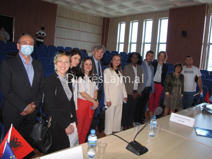 UAMD, zhvillohet aktiviteti përmbyllës i projektit mbi menaxhimin e ndotjes detare dhe bregdetare konform politikave të BE-së (VIDEO)