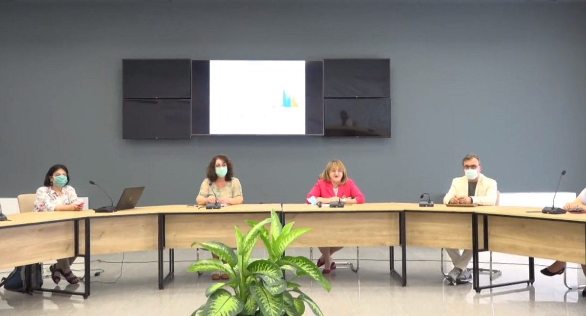 Komiteti i Ekspertëve vendos që të lejohen tifozët në stadiume