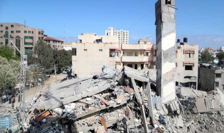 Vazhdojnë luftimet në Gaza, palestinezët në gjithë rajonin fillojnë grevë të përgjithshme