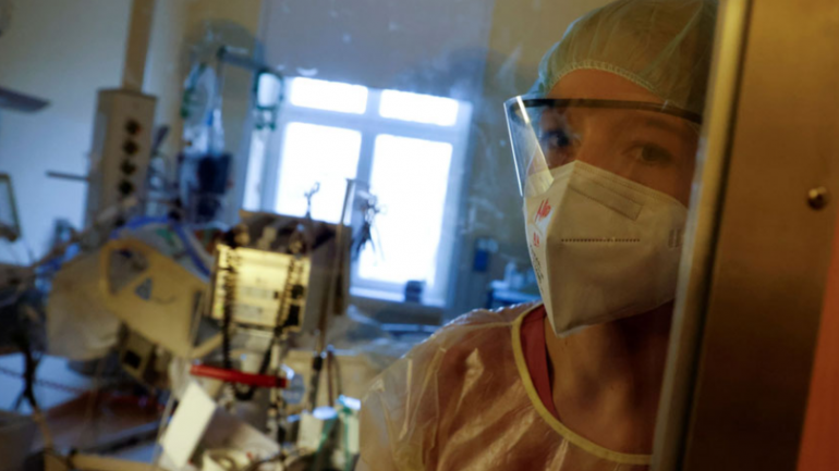 Greqi/ Gjatë 24 orëve të fundit kanë humbur jetën 56 qytetarë nga Covid-19