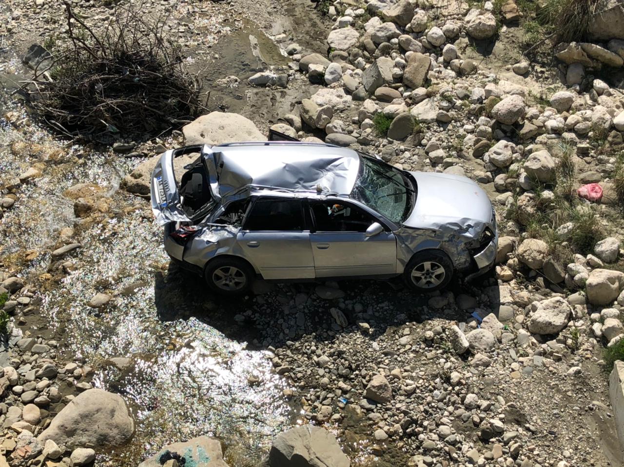 EMRI/ Makina bie nga ura, plagoset rëndë 28-vjeçarja