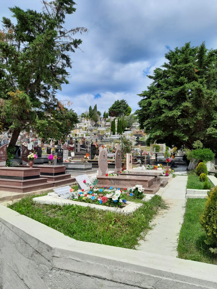 “Keni afat 7 ditë”, NSHK Durrës njoftim për qytetarët që kanë familjarë të varrosur te varrezat e vjetra