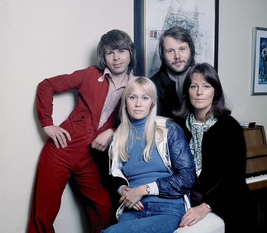 Grupi ABBA drejt rikthimit