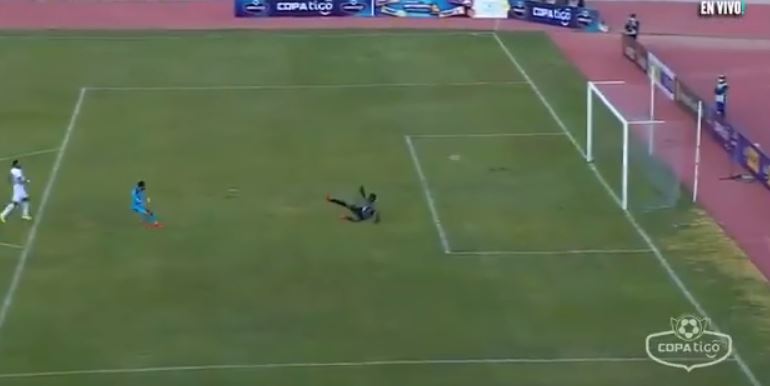 Armando Sadiku thyen tabunë, vijnë golat e parë me fanellën e Bolivar