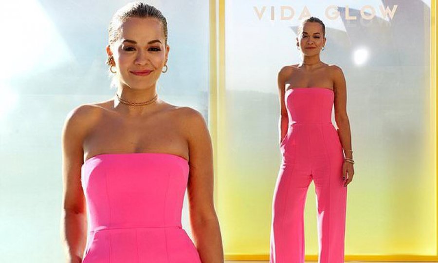 Rita Ora shkëlqen me këtë veshje në eventin “Vida Glow”