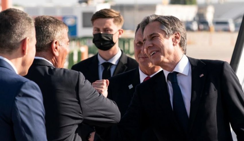 Blinken në Jeruzalem, premton mbështetje për rindërtimin e Gazës