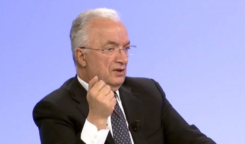 Duke ecur në rrugë pa maskë, gjobitet ish-nënkryetari i Kuvendit të Kosovës