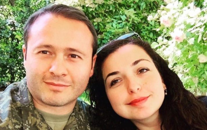 Vjosa Osmani shkarkoi ambasadorin e Kosovës në Maqedoninë e Veriut, e zëvendëson bashkëshorti i saj