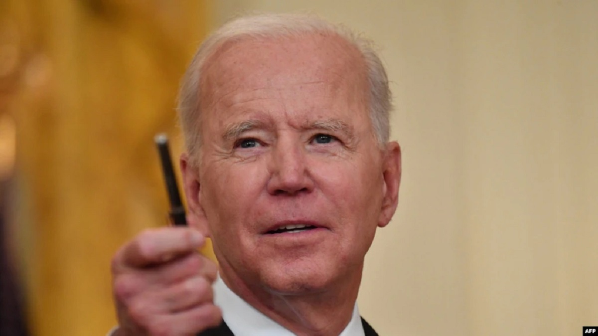 Biden u kërkon agjencive të inteligjencës të zbulojnë origjinën e Covid-19