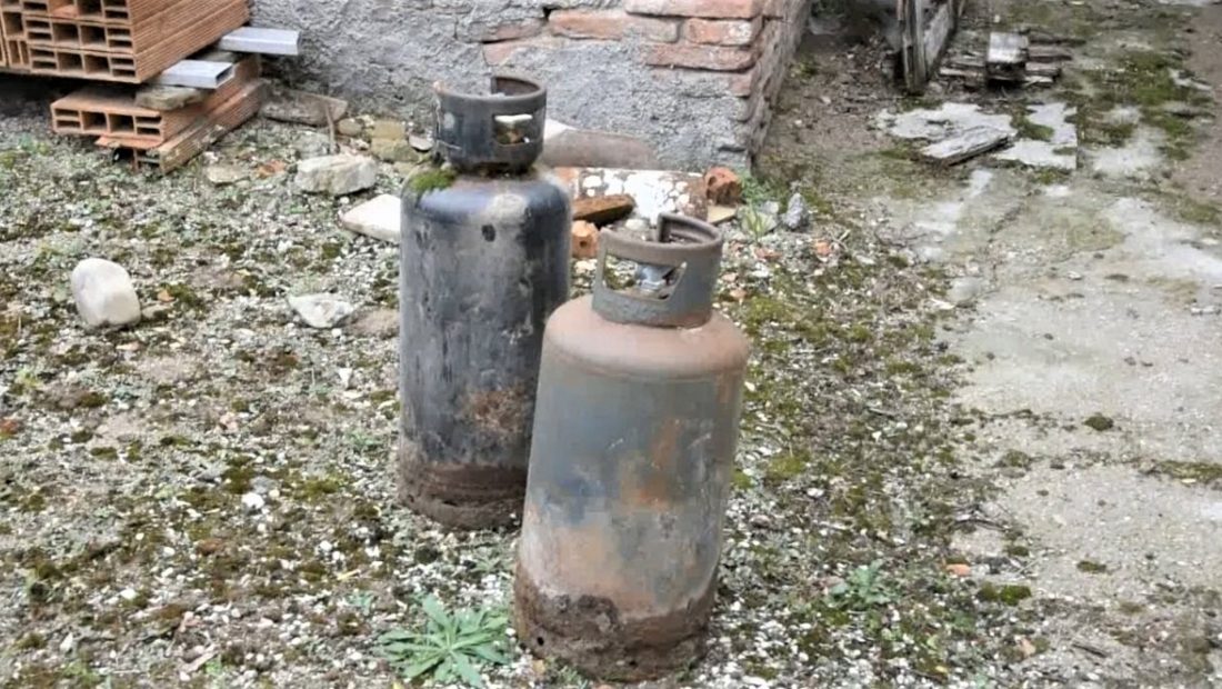 Shpërthen bombula e gazit në banesë, lëndohen dy prej familjarëve