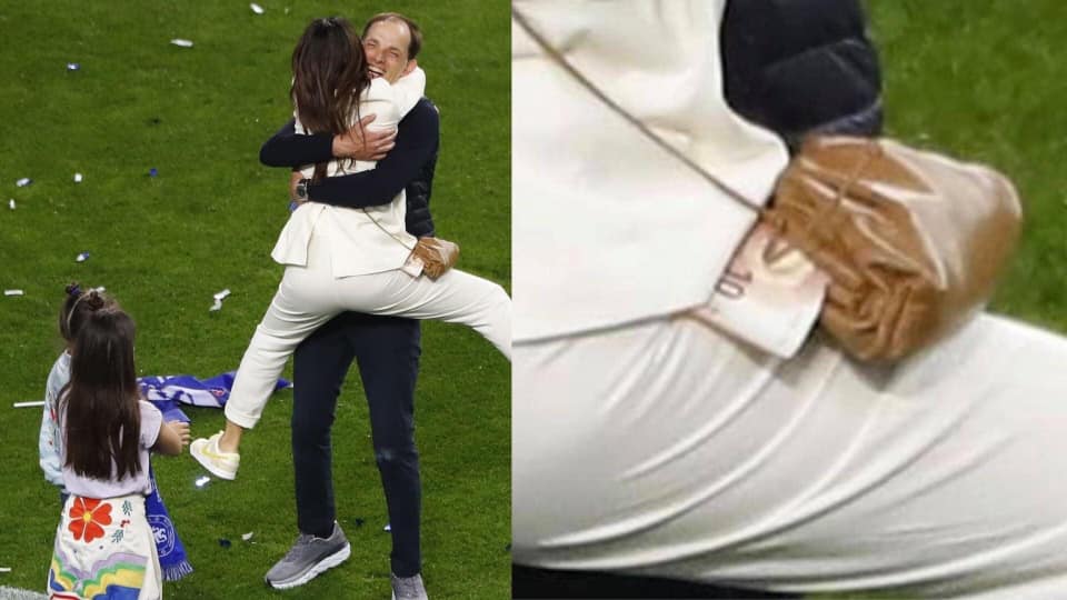 Detaji që po bën xhiron e botës/ Bashkëshortja e trajnerit Tuhel fotografohet me 10 euro në çantë