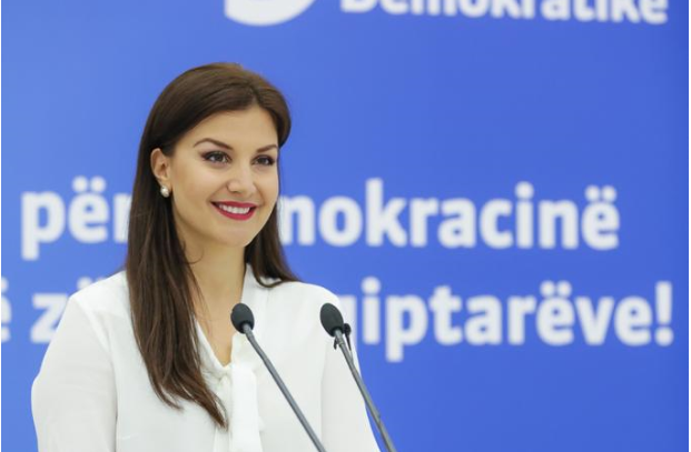 A do të largohet nga Shqipëria pas humbjes së PD? Flet Floriana Garo