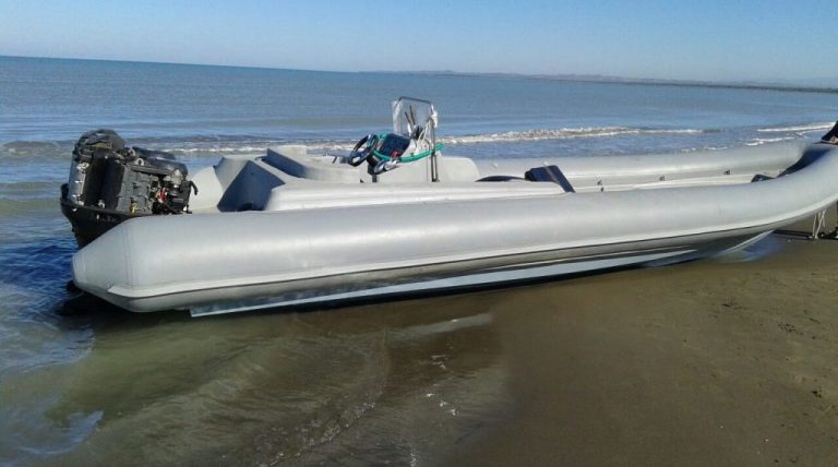 Kapet një gomone me drogë