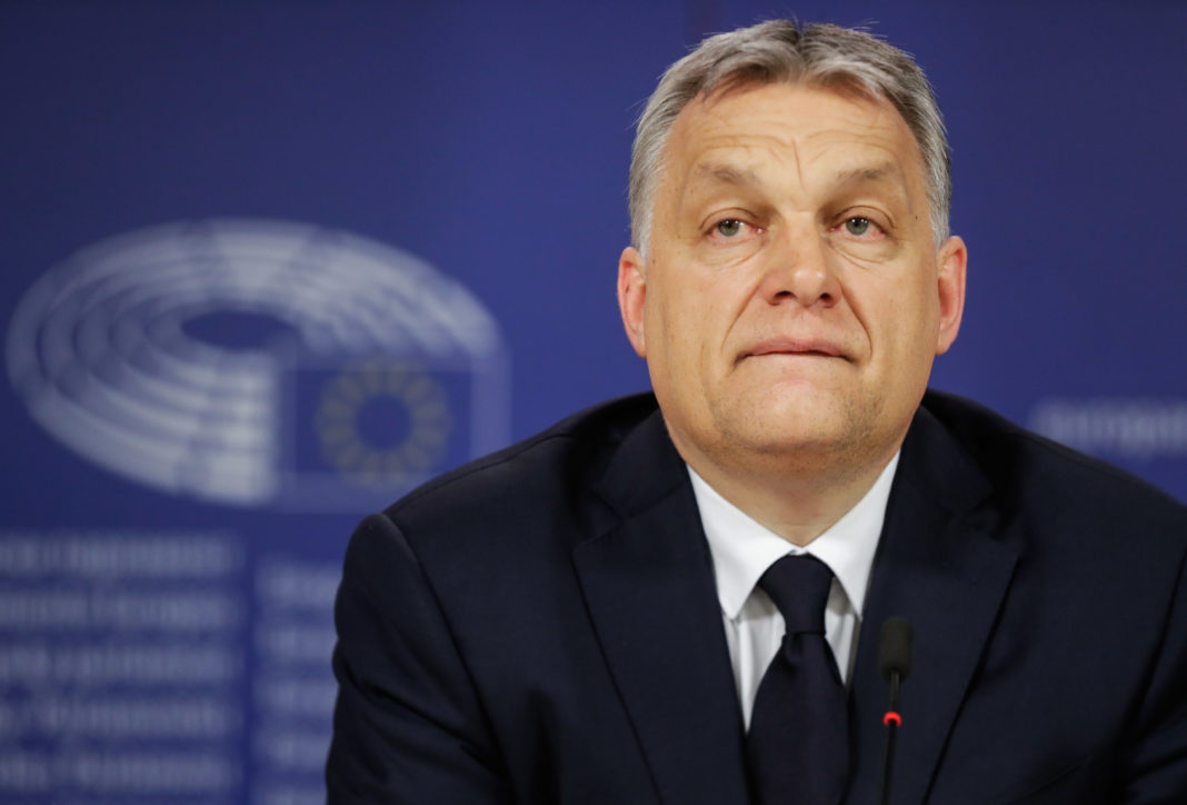 Hungaria heq shumicën e kufizimeve, Orban: Mundëm valën e tretë të pandemisë
