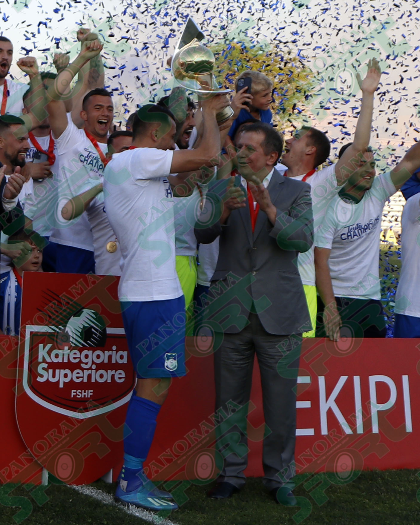 Hasanbelliu: Olsi Ramës nuk i del inati për penalltinë e Vllaznisë, por më uroi i pari. Martinin e shkarkova pas…