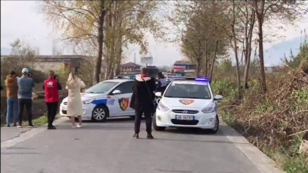 Gjendet një person i vrarë me armë zjarri (EMRI)