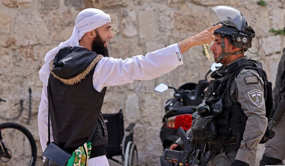 Çfarë qëndron pas përleshjeve në Jerusalem?