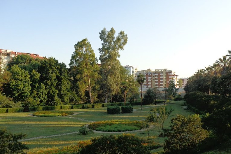 Kopshti Botanik i mbetet universitetit, gjykata rrëzon VKM-në që ia kalonte bashkisë