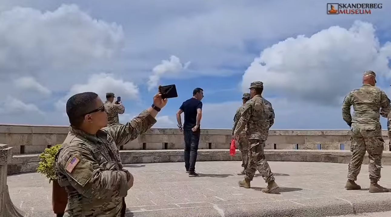 “Defender 21″, ushtarët amerikan vizitojnë Kalanë e Krujës