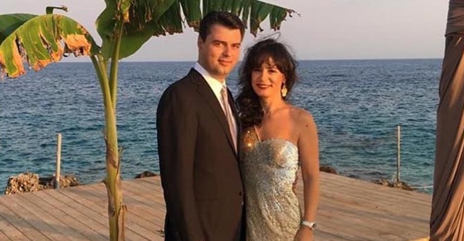 Lulzim dhe Aurela Basha festojnë sot përvjetorin e martesës