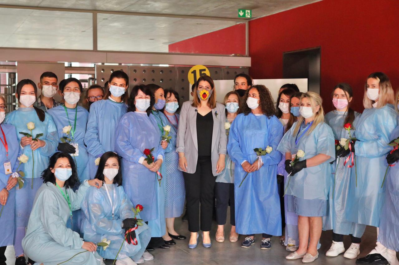 Manastirliu zbulon sa mjekë dhe infermierë përfitojnë bonusin special mbi pagën