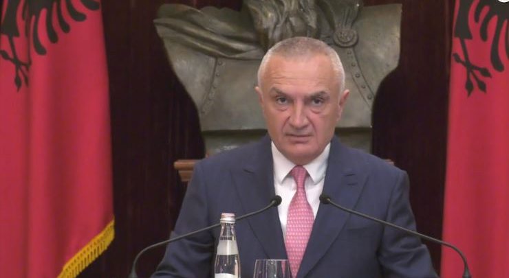 Shkarkimi i Metës, Bushati: Të zëvendësohet me një grua